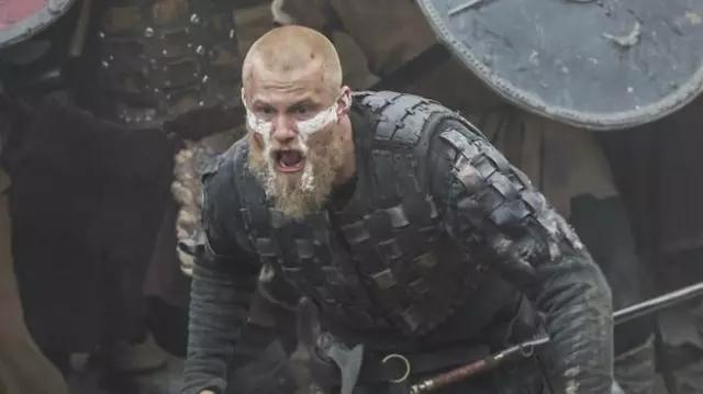 Armor worn by Bjorn Lothbrok (Alexan­der Lud­wig) as seen in Vikings (Season 5)