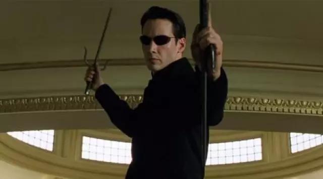 Les saïs de Neo (Keanu Reeves) dans Matrix Reloaded