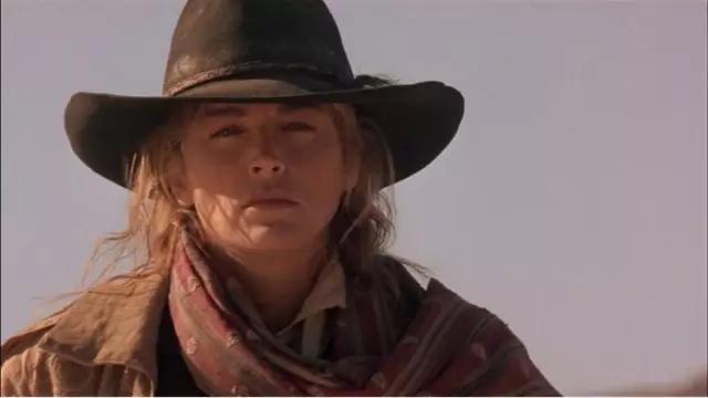 The cowboy hat leather Ellen (Sharon Stone) in Dead or alive